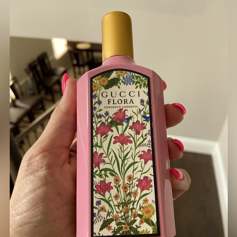 Gucci eau de parfum.  3.3 oz